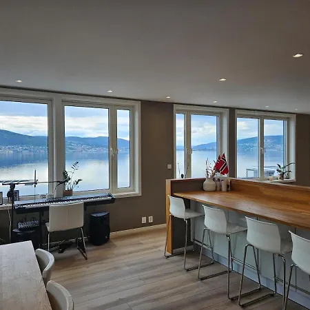 Lägenhet Penthouse By The And Marina, 320 M2